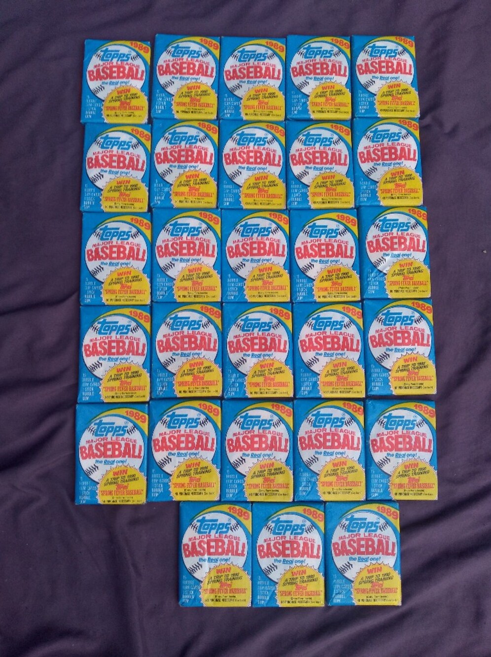 1989 Topps Bright Blue Baseball Card Wax Packs with Yellow Accents (Lot)